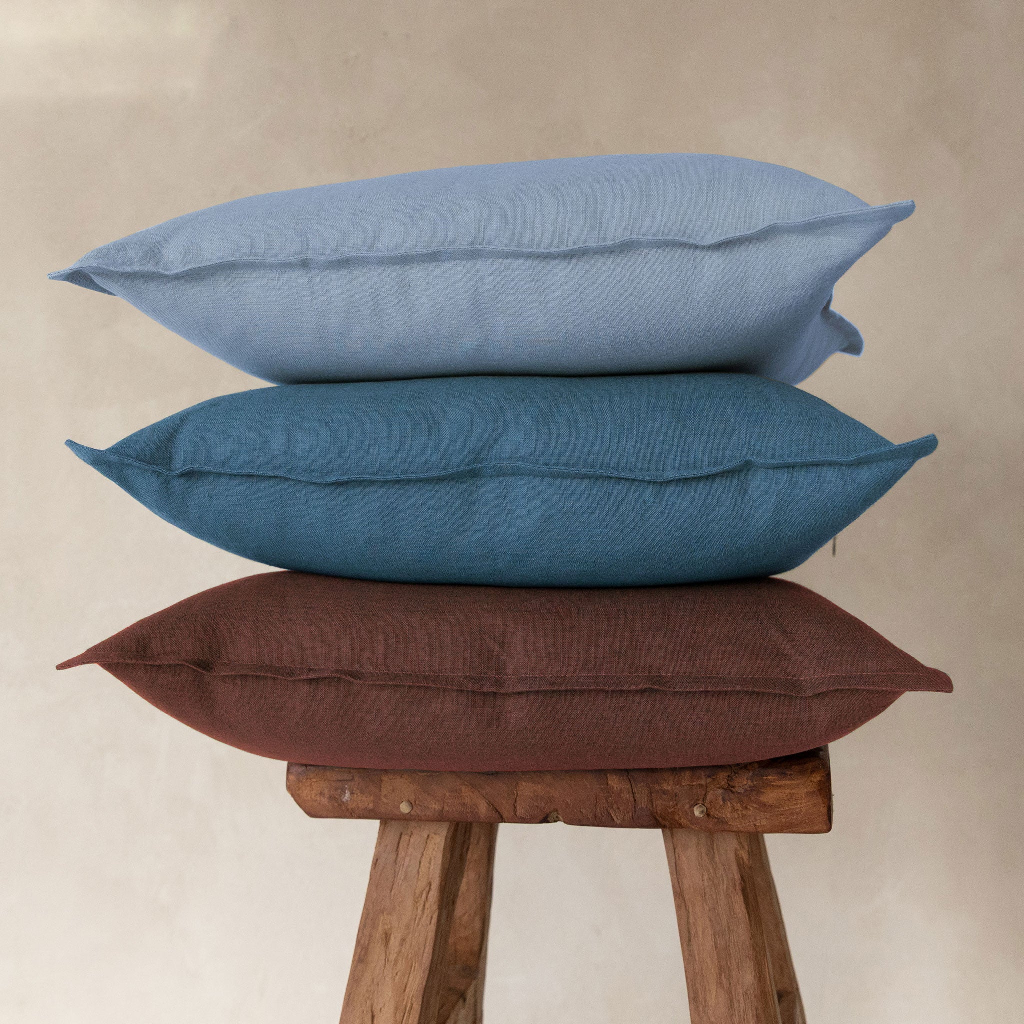 Linen pillow cover Marine blue