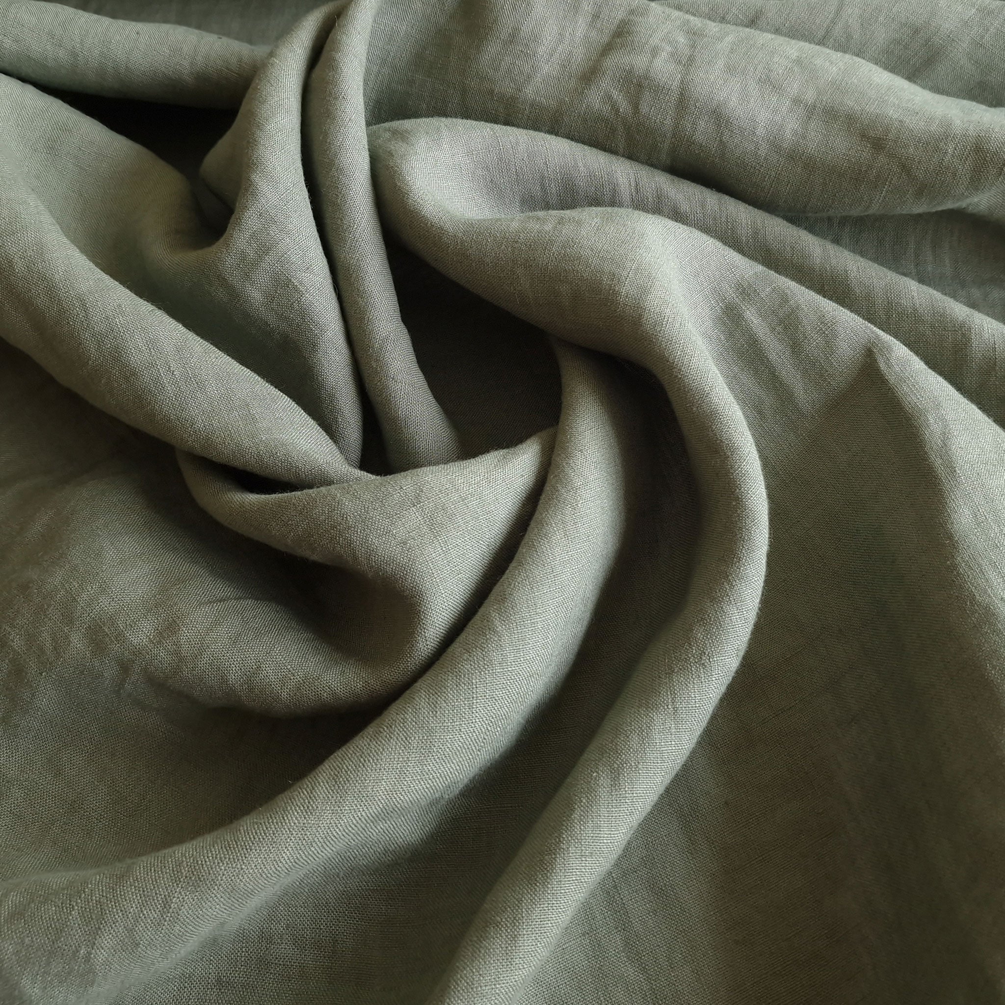Linen fabric Moss green