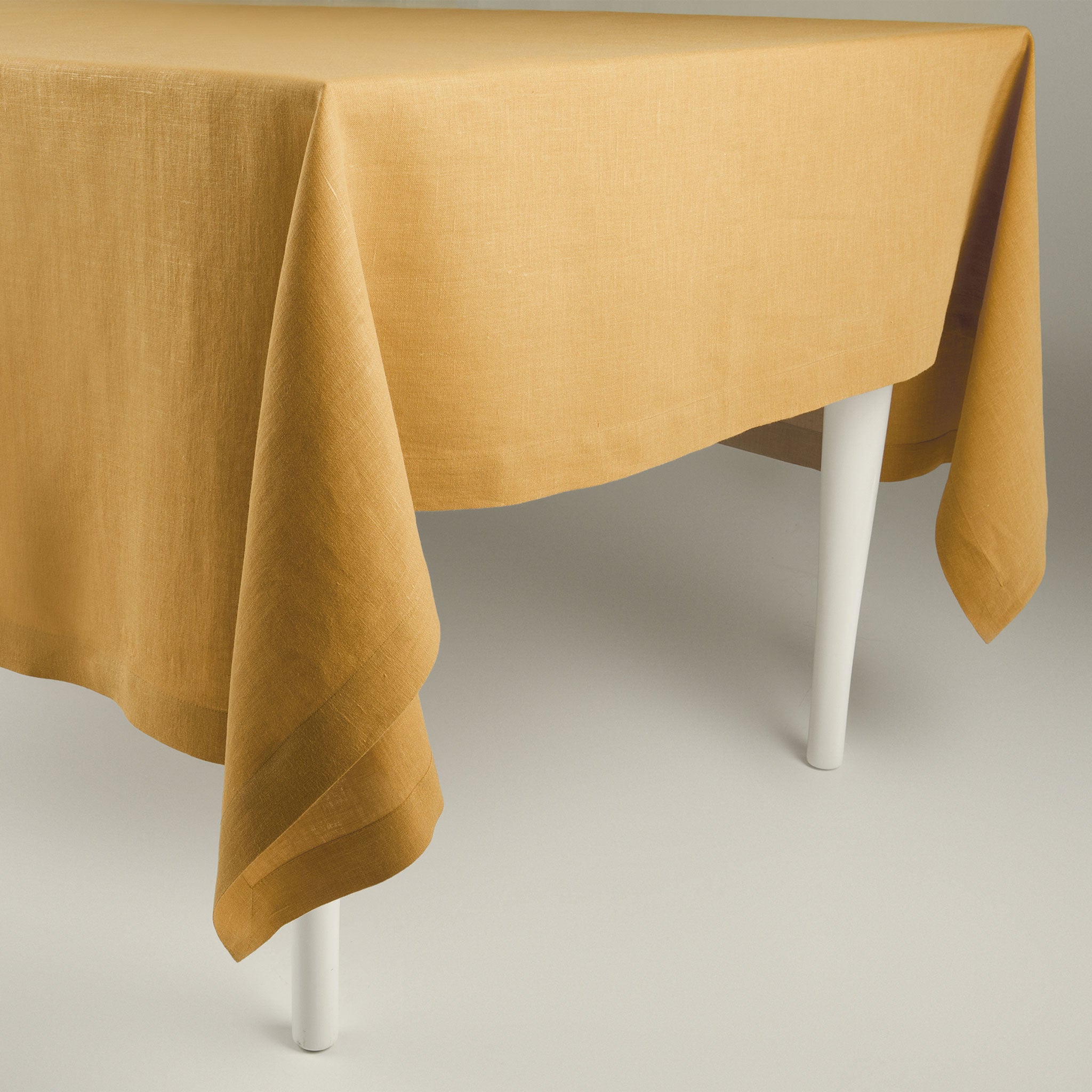 Linen tablecloth Yellow ochre