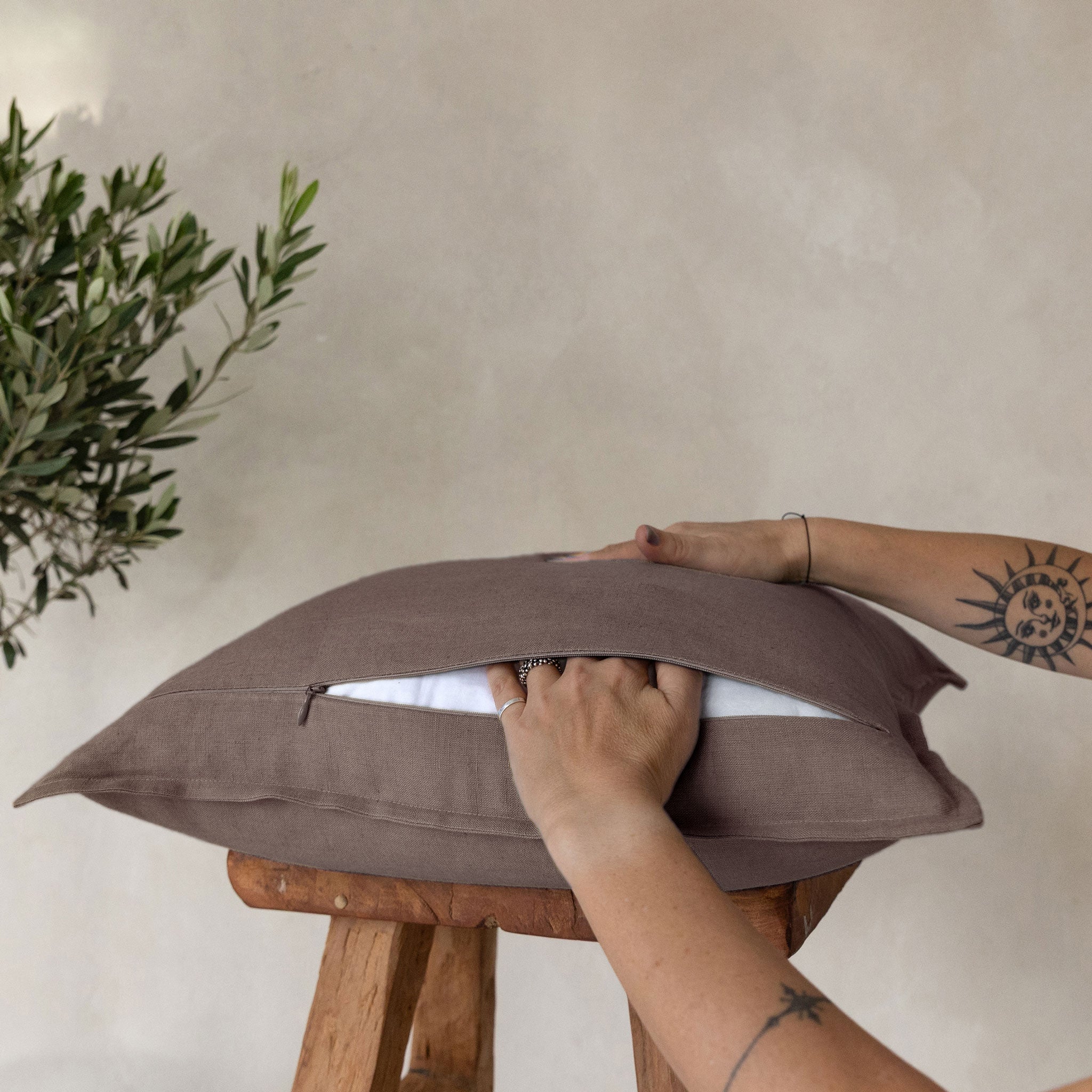 Linen pillow cover Deep taupe