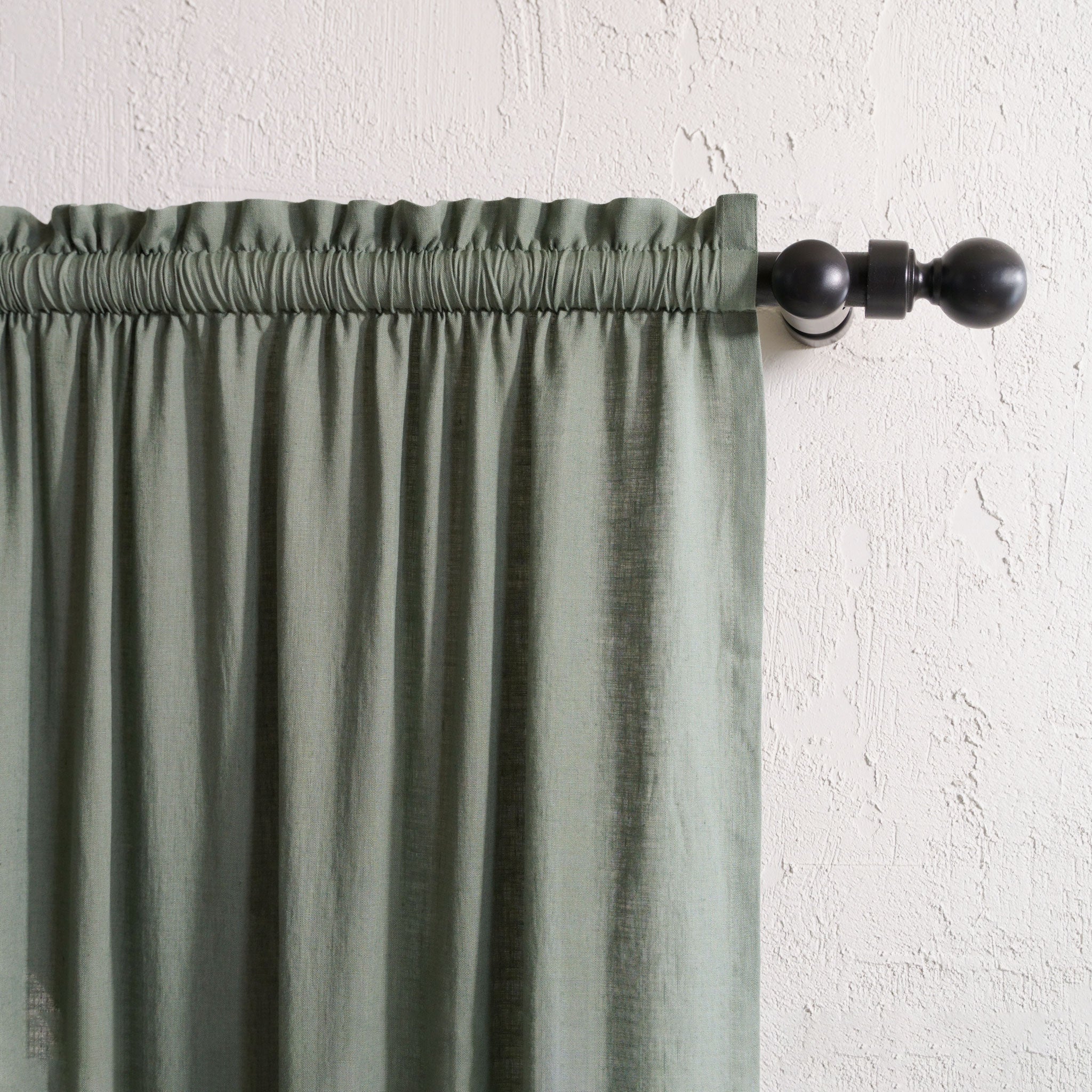 Rod pocket linen curtain with header