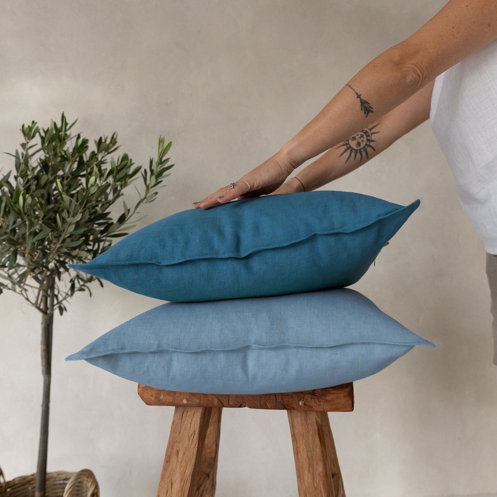 Linen pillow cover Blue mist