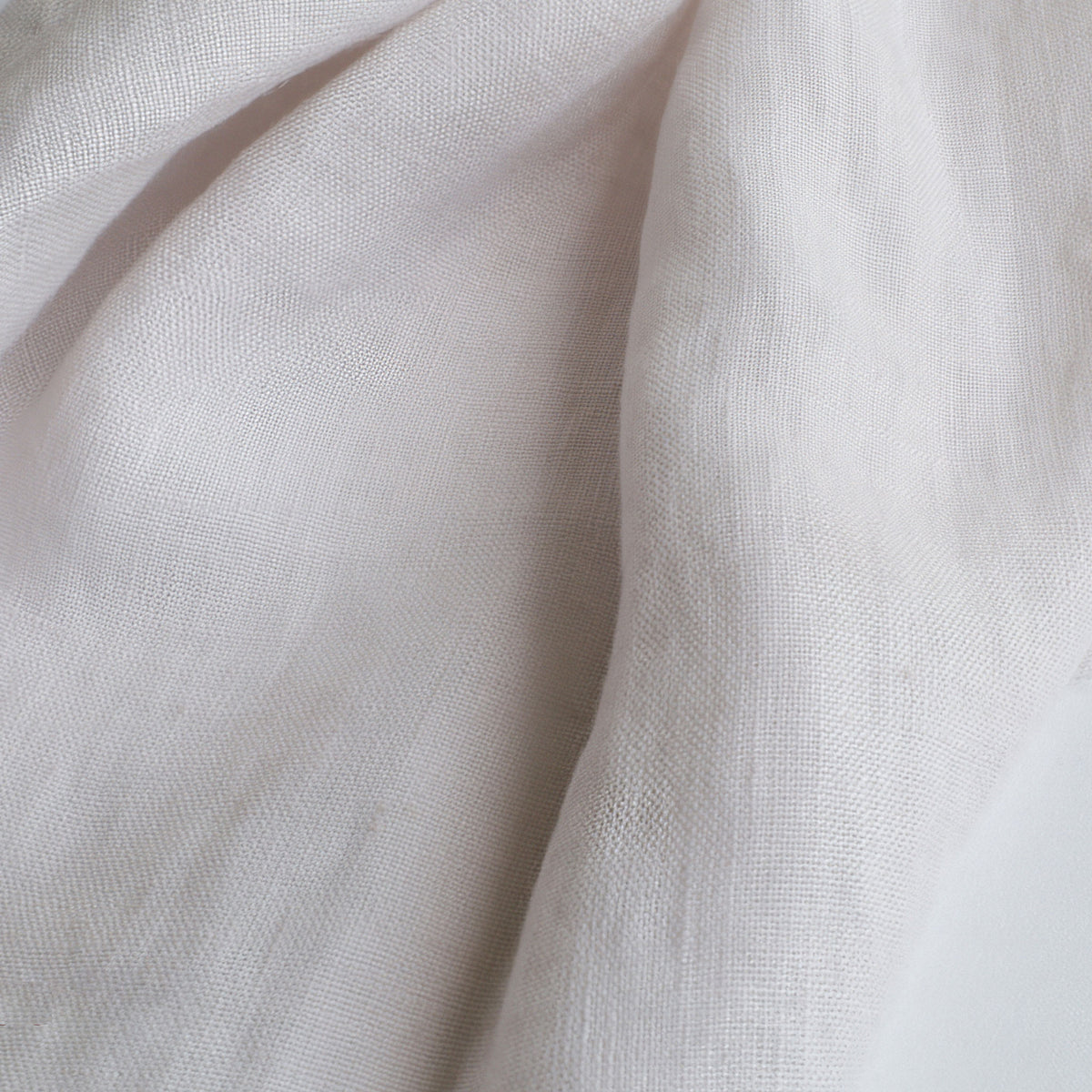 Linen tablecloth Cloud white