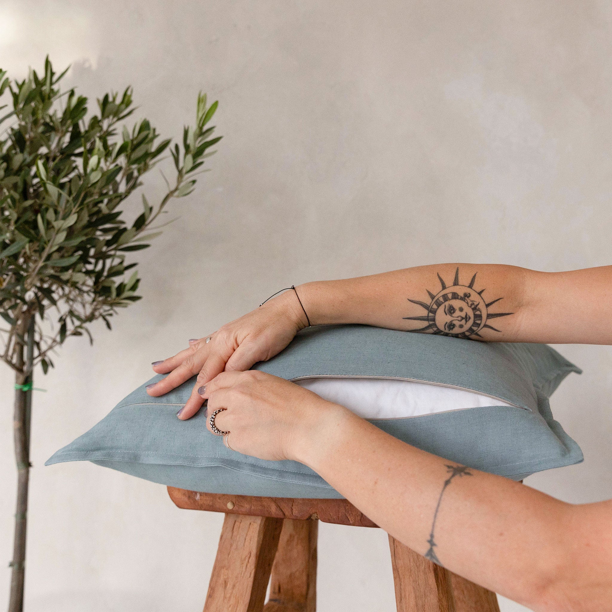 Linen pillow cover Ice mint