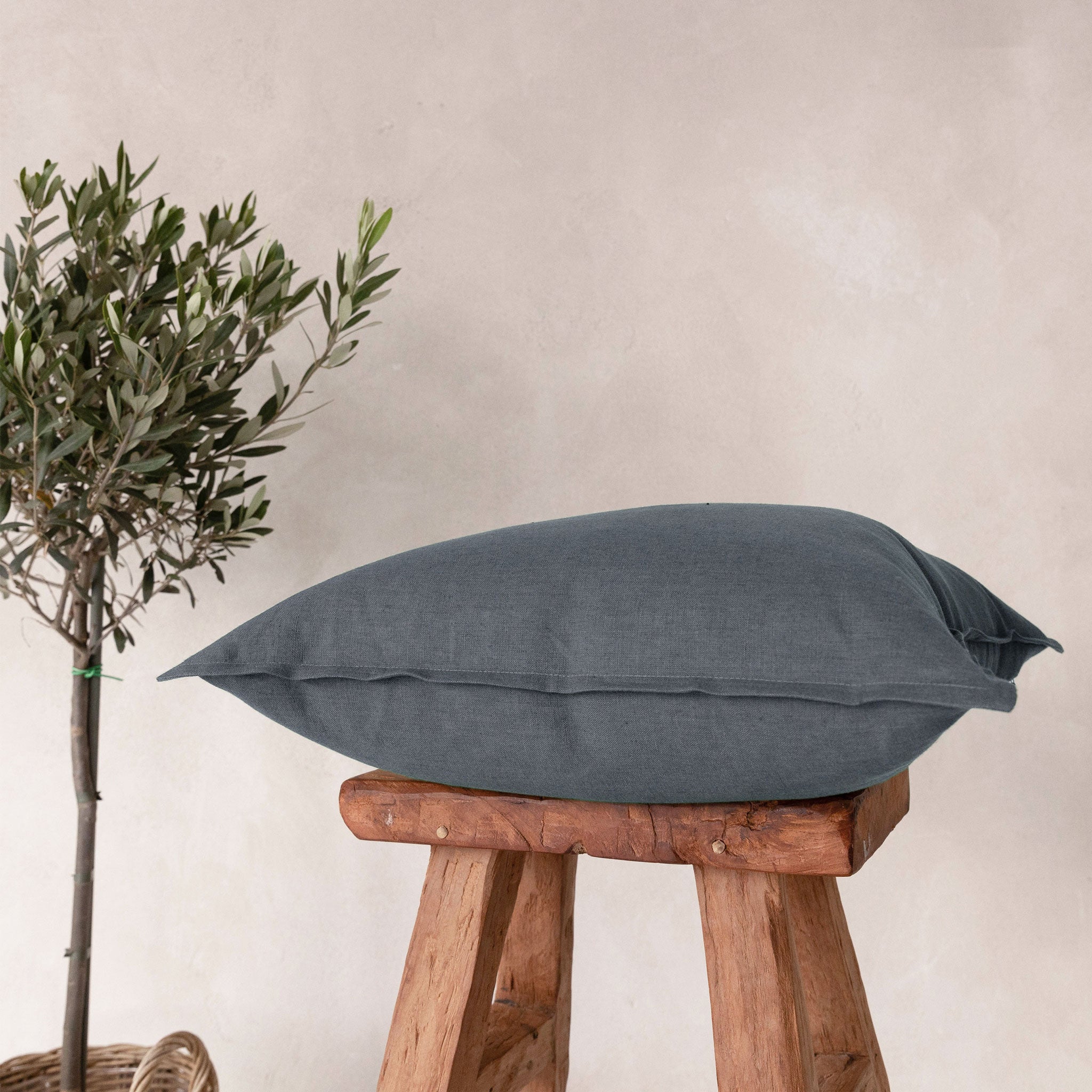 Linen pillow cover Charcoal