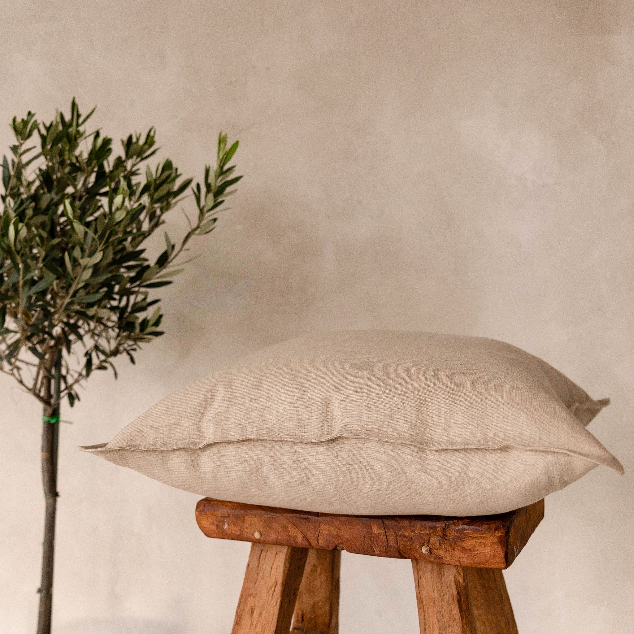 Linen pillow cover Oatmeal