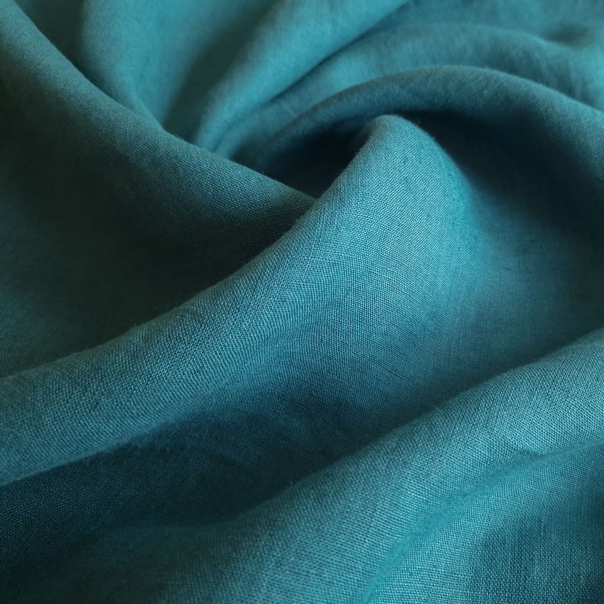 Linen fabric Peacock green