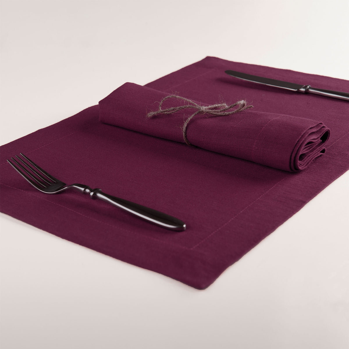Linen placemat Deep Burgundy