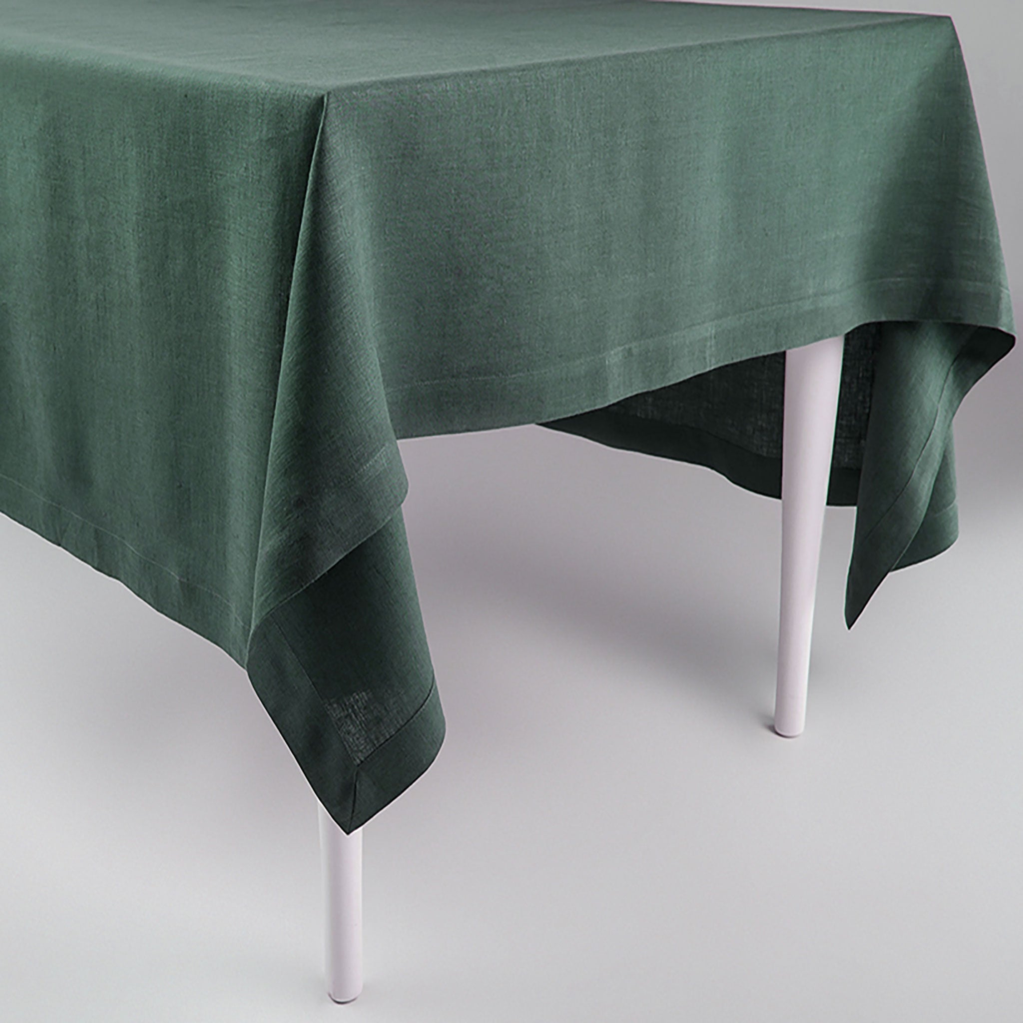 Linen tablecloth Forest green