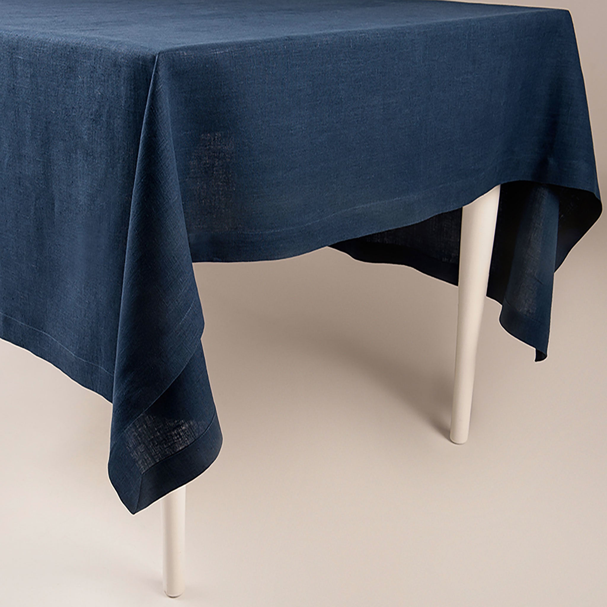 Linen tablecloth Indigo