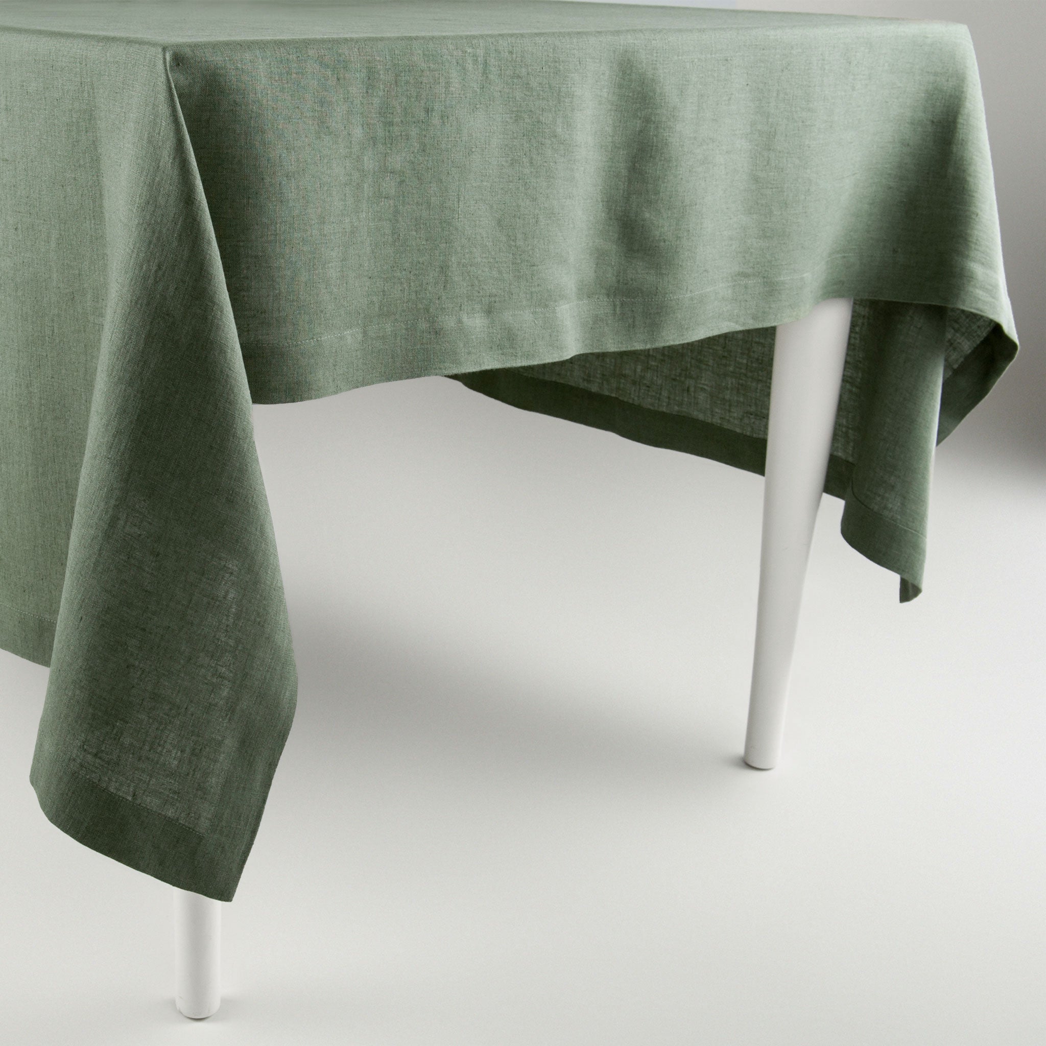 Linen tablecloth Moss green