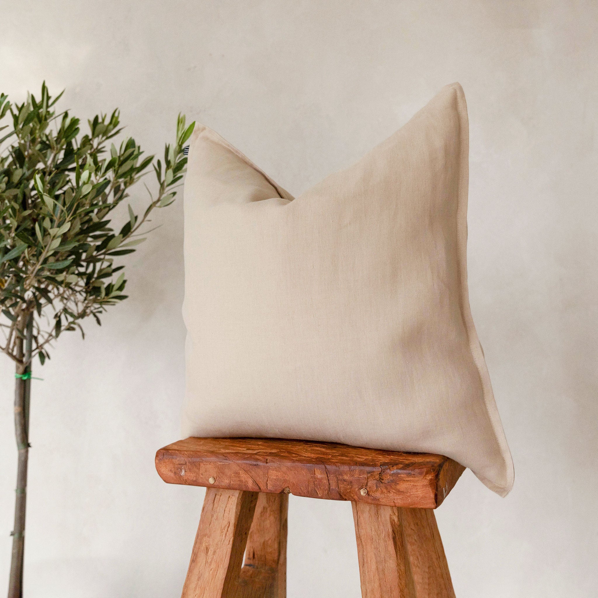 Linen pillow cover Oatmeal