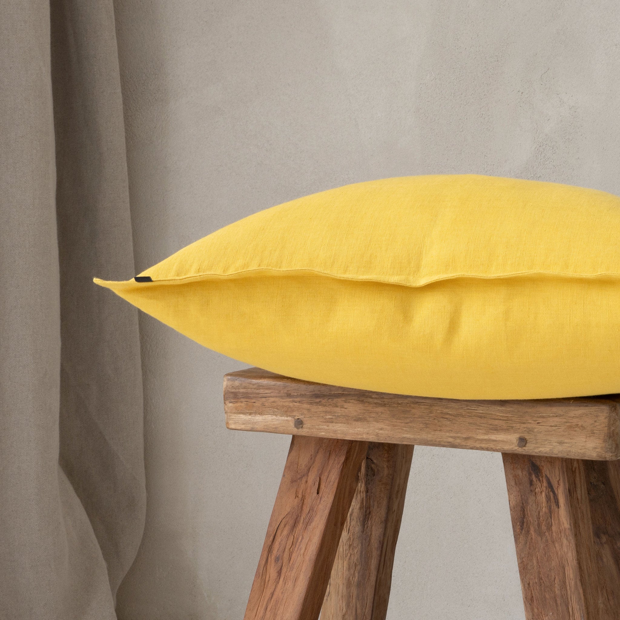 Linen pillow cover Honey